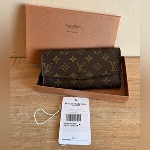 Authentic Louis Vuitton monogram sarah wallet with box